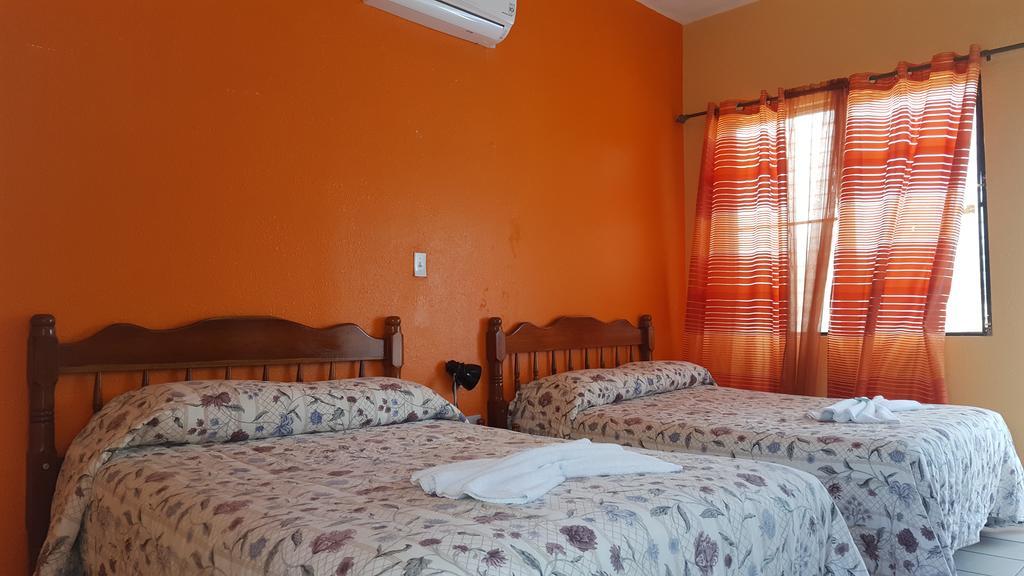 Anchorage Beach Resort Caye Caulker Luaran gambar